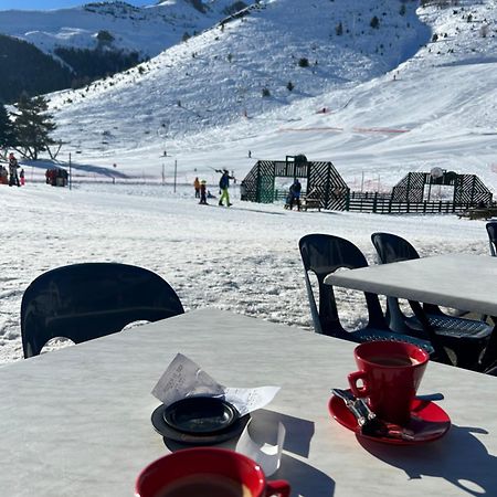 Val Louron Hautes Pyrénées Superbe appartement tout confort au pied des pistes 4 personnes Génos Extérieur photo
